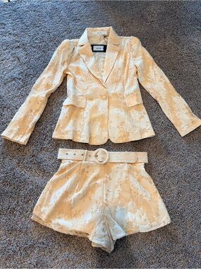 NWT EB Luxe Ivory Floral Jacquard Two-Piece Set